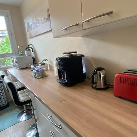 Superbe Appartement Au Calme Avec Parking Gratuit. Мериньяк Экстерьер фото