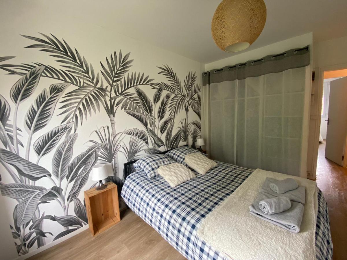 Superbe Appartement Au Calme Avec Parking Gratuit. Мериньяк Экстерьер фото