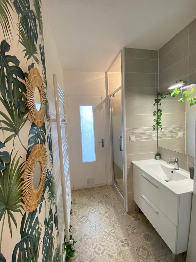 Superbe Appartement Au Calme Avec Parking Gratuit. Мериньяк Экстерьер фото